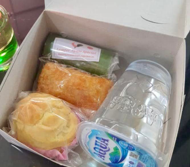 PAKET SNACK BOX SEDERHANA 2