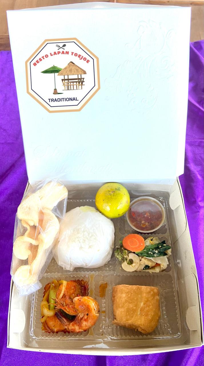 Nasi Lapan Toejoe 1