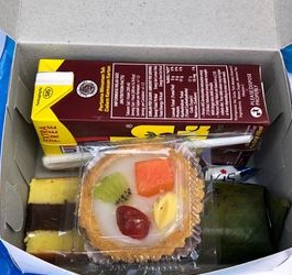 Paket A Snack Box by Mamih