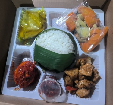 Nasi Box Nani's 2