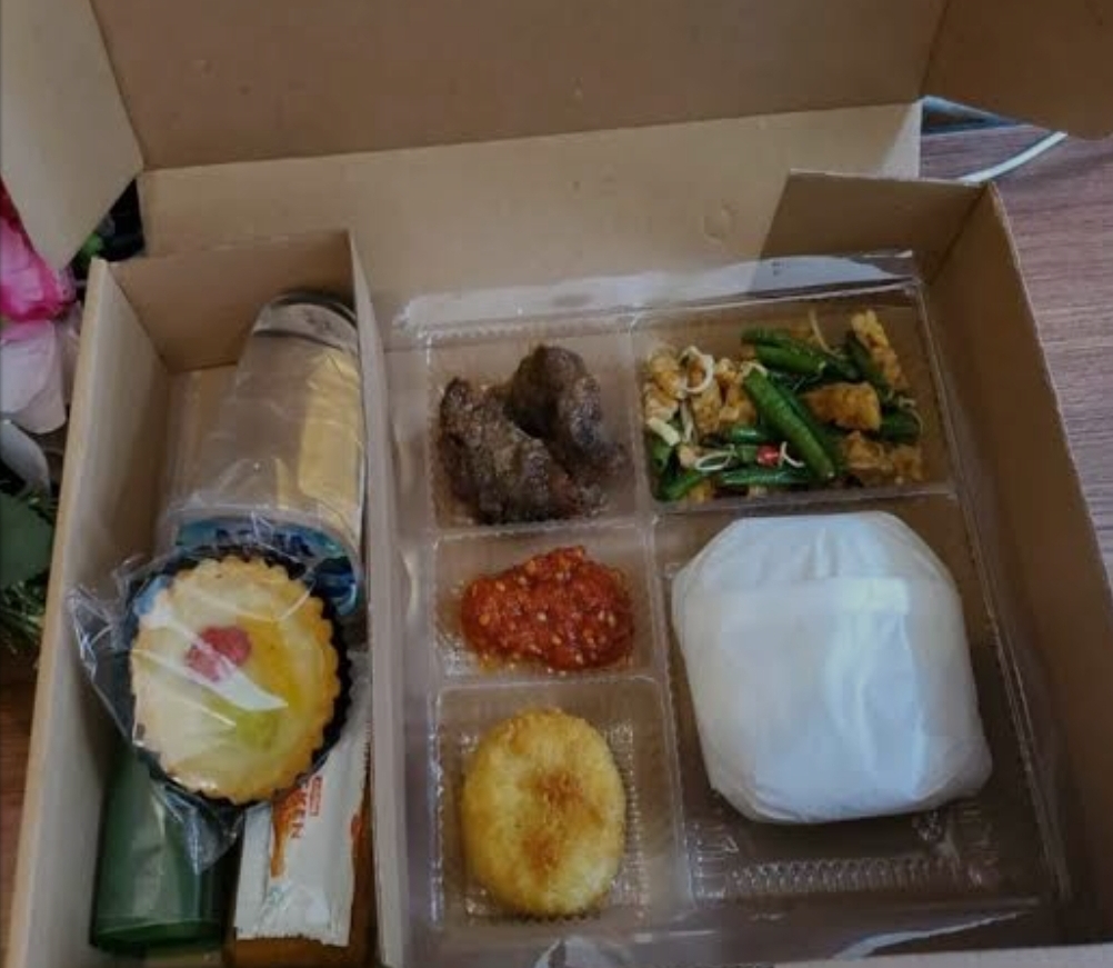 Nasi Box+Snack Box 65000