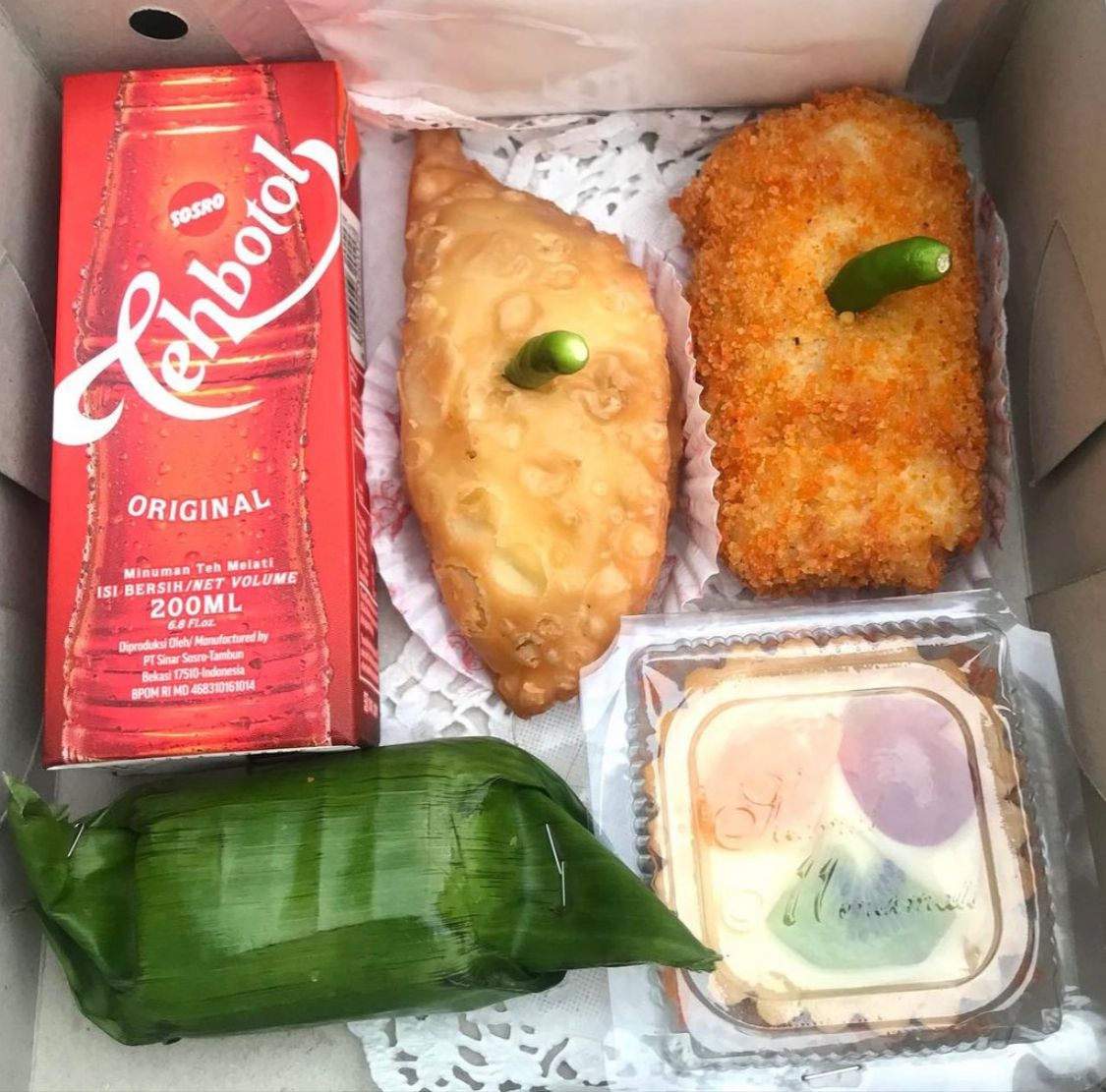 PAKET SNACK BOX S.A CATERING