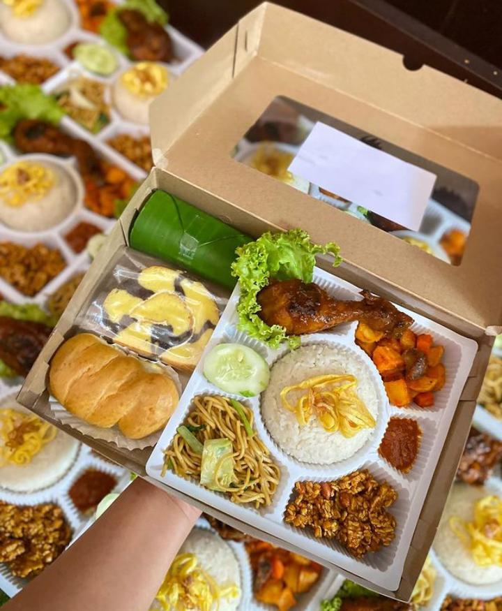 Paket nasi+Snack SMS food &amp; Snack
