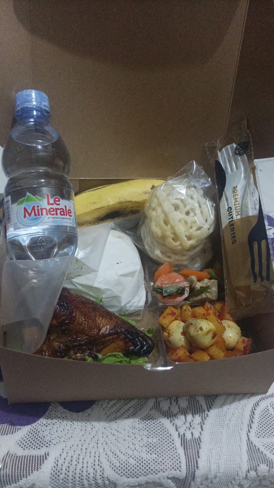 Paket Nasi Box B