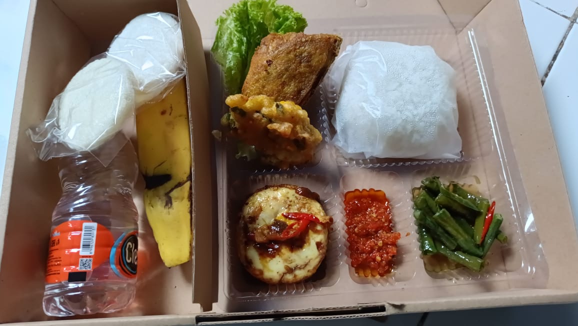 Nasi Box Aryuni Cake 6