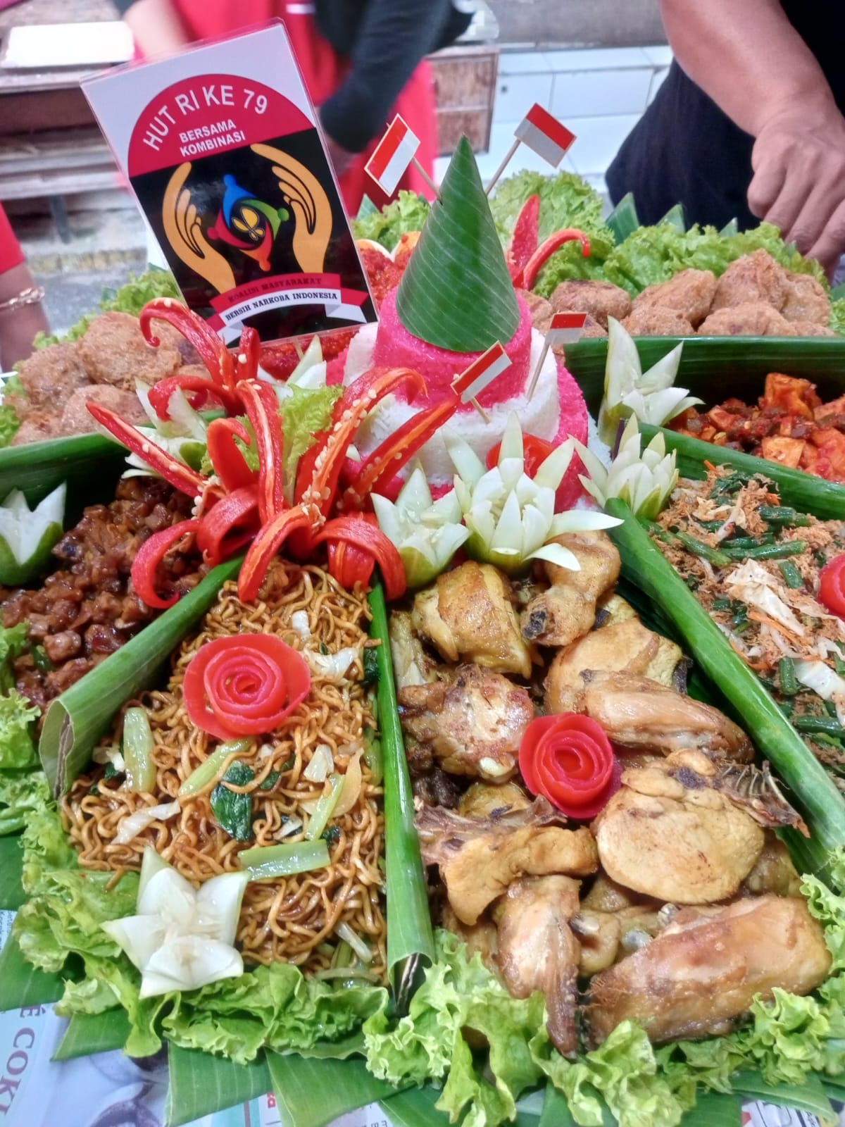 Nasi Tumpeng Premium Medium