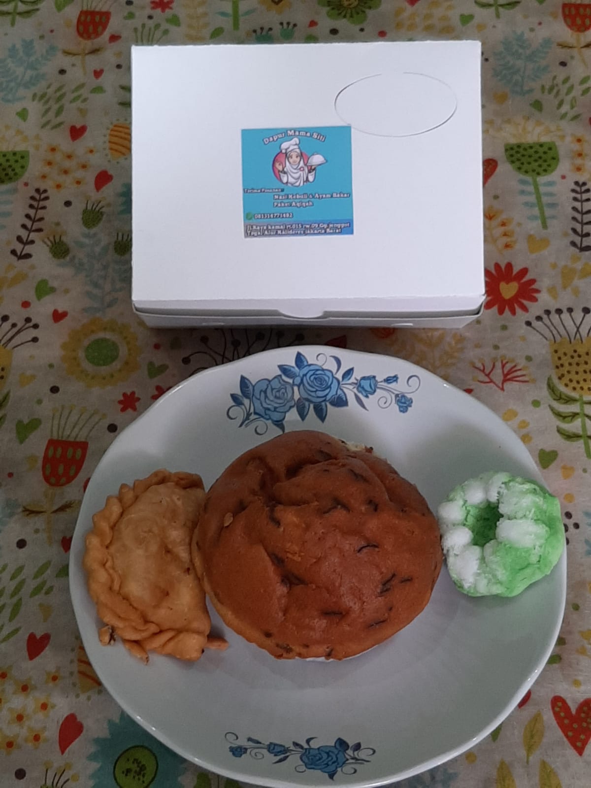 DAPUR MAMA SITI SNACK BOX 1