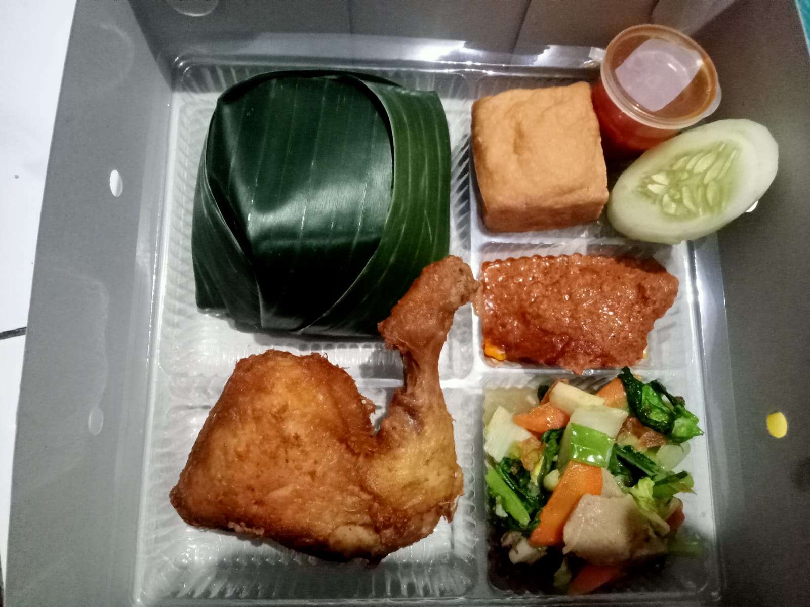Nasi Box Dapoer Mama Kus