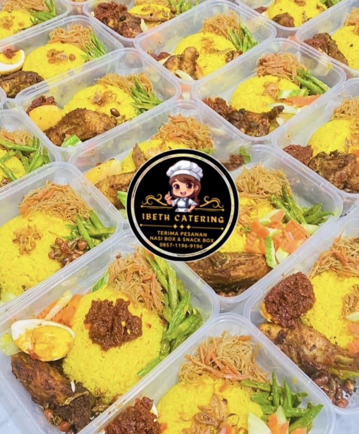 Nasi kuning ibeth catering
