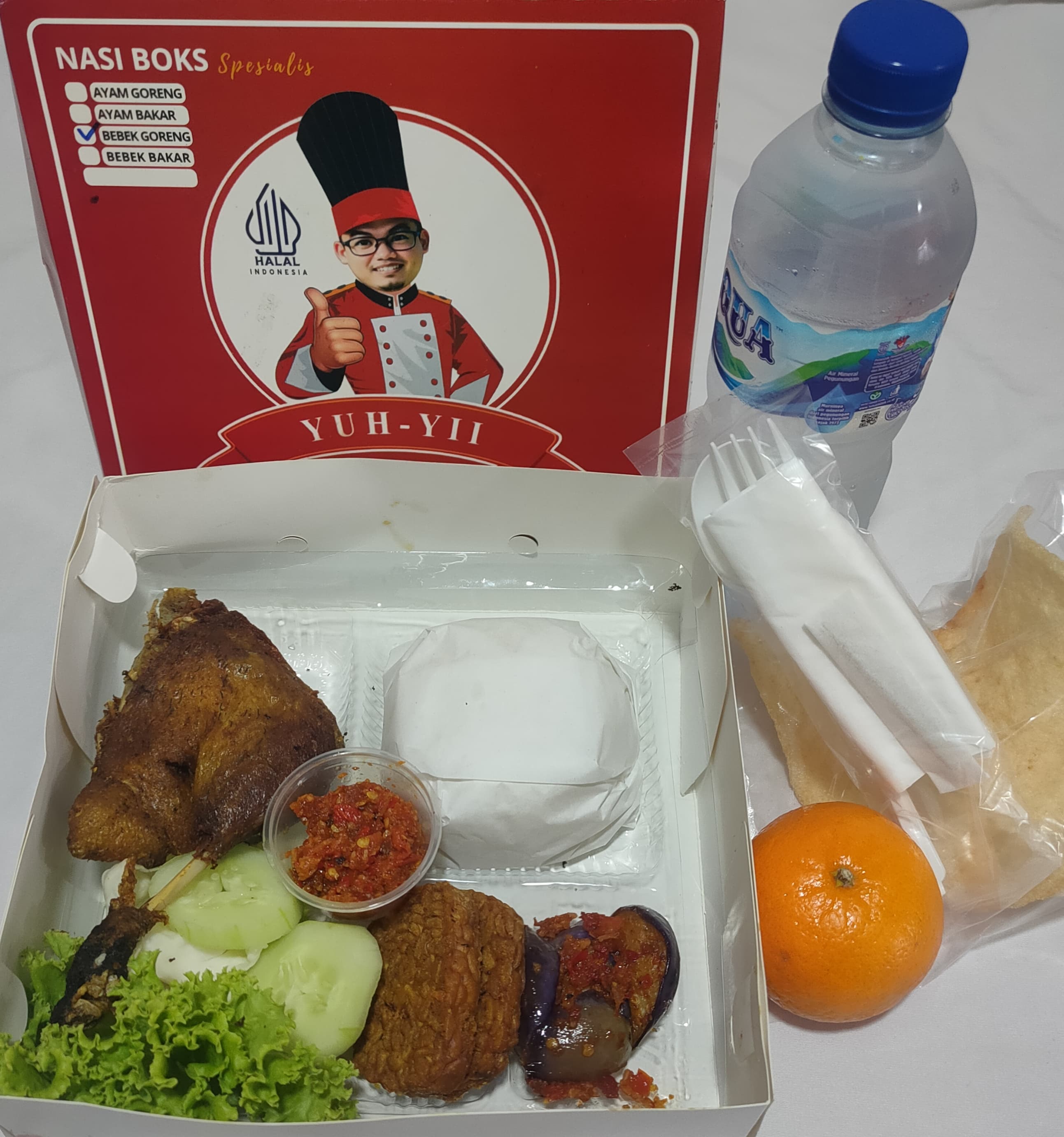 YuhYii Nasi Boks Bebek Goreng