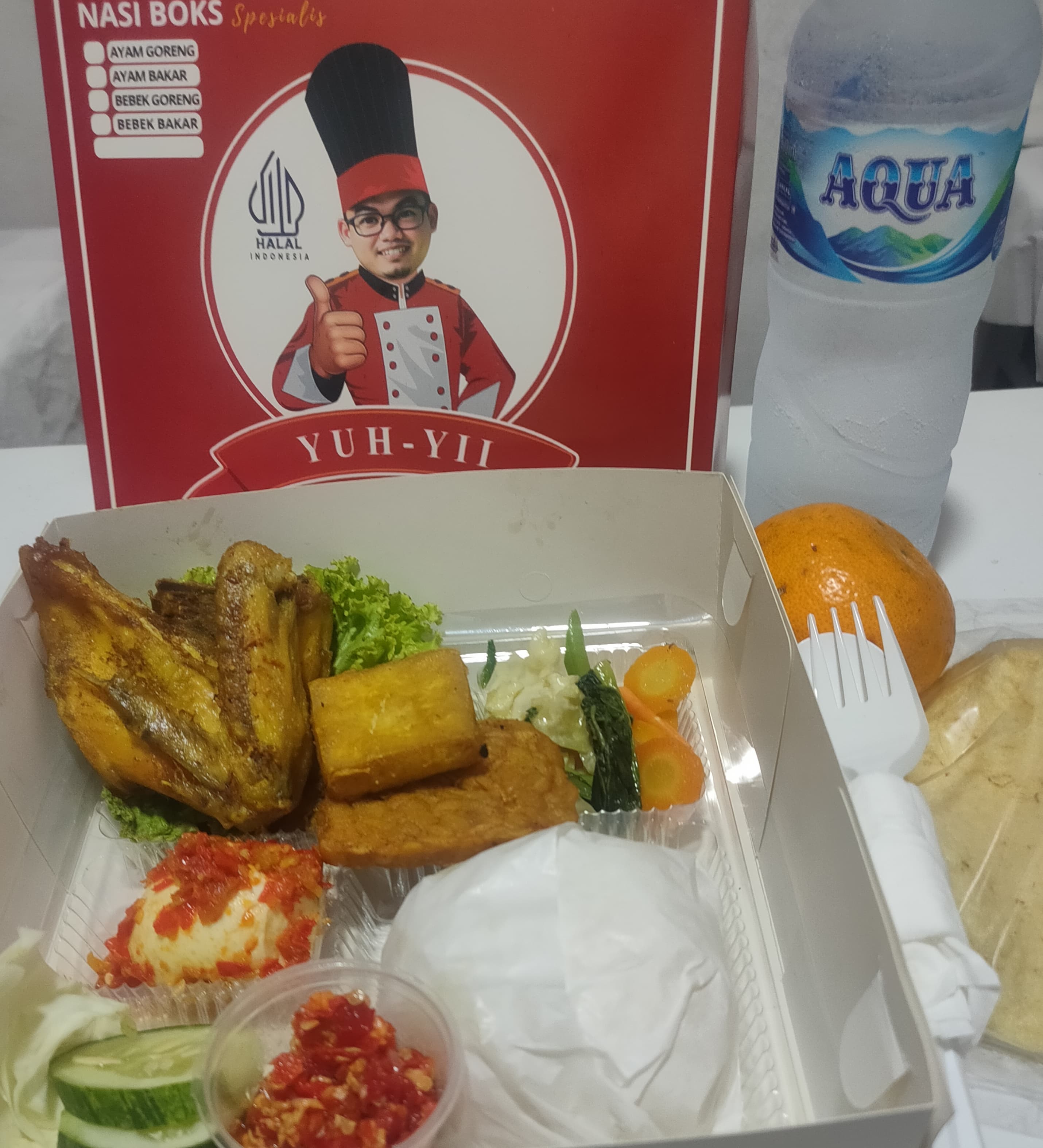 YuhYii Nasi Boks Ayam Goreng