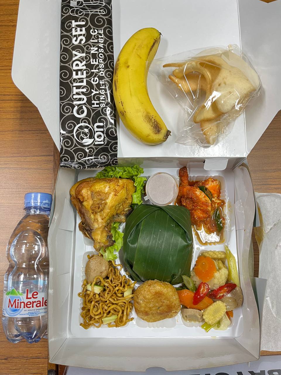 PAKET NASI BOX 1