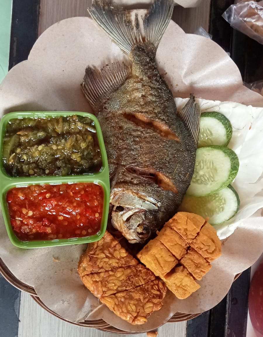 Lunch Box Pondok Prasmanan Ibu Titi