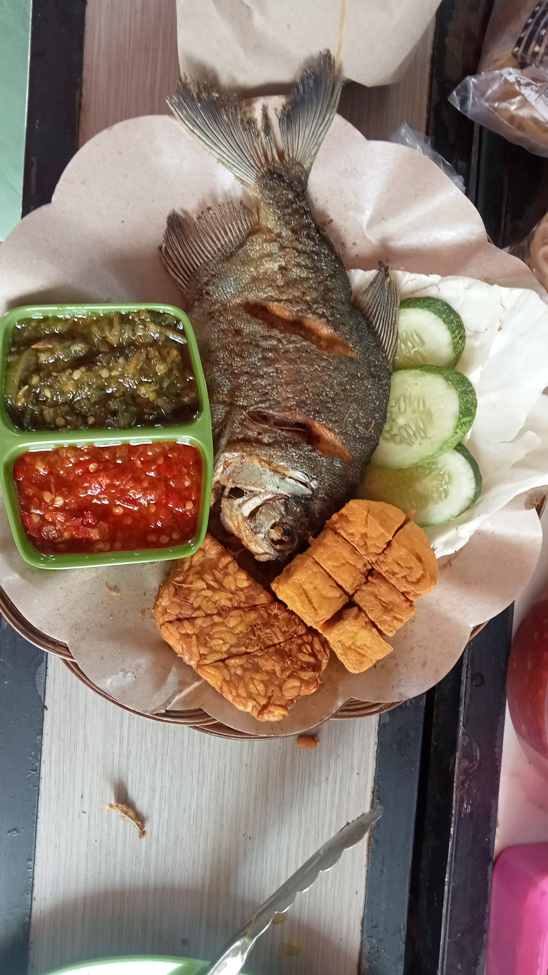 Ikan bawal goreng