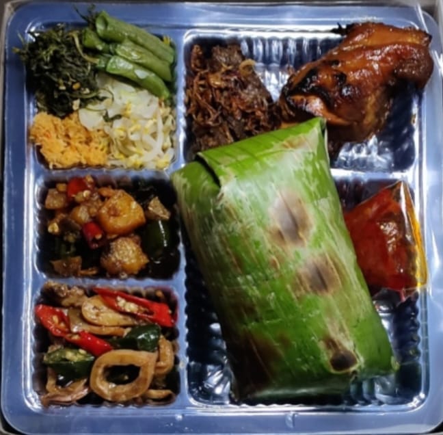 ROSTRY NASI BAKAR BOX