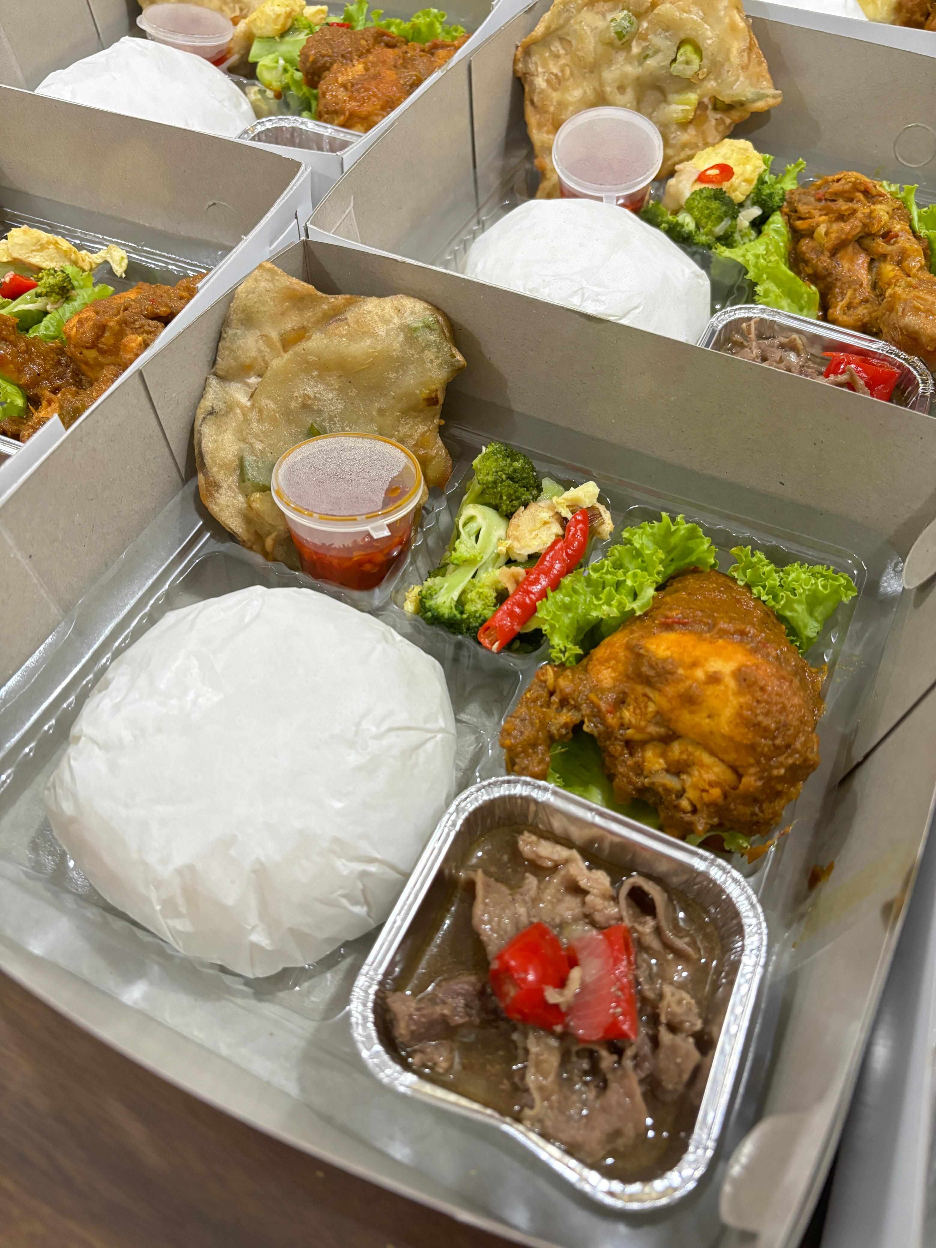 PAWON - Nasi Box Paket Sultan