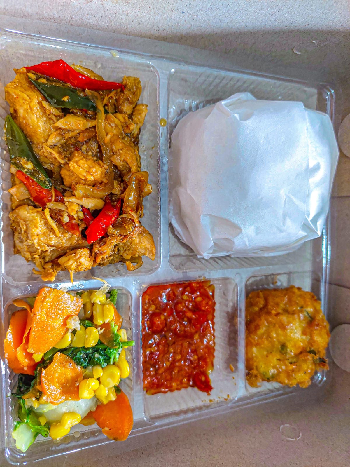 Nasi Box Dapoer Nazwa