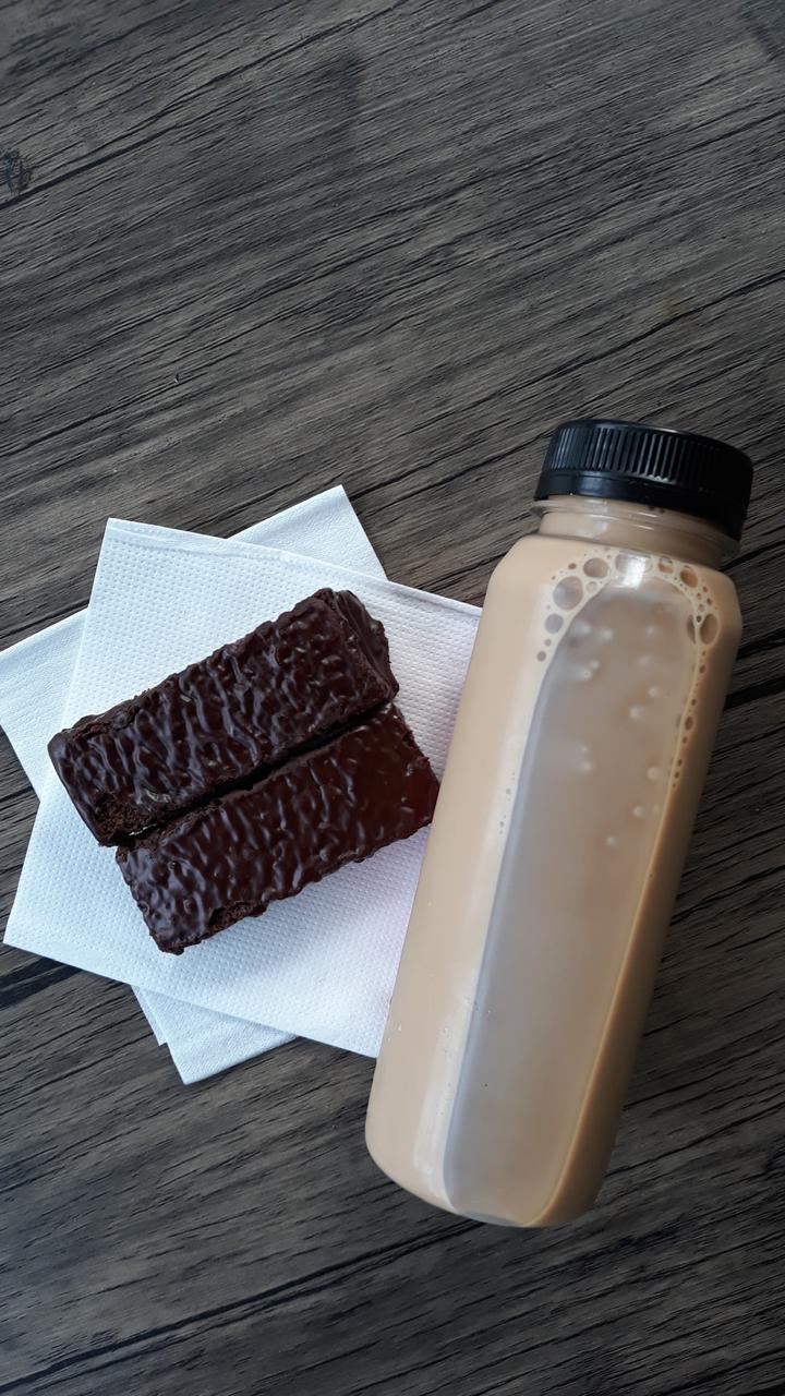 Kopi Susu Dan Snack