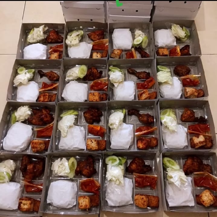 Paket Nasi Chiken Fillet CR Food