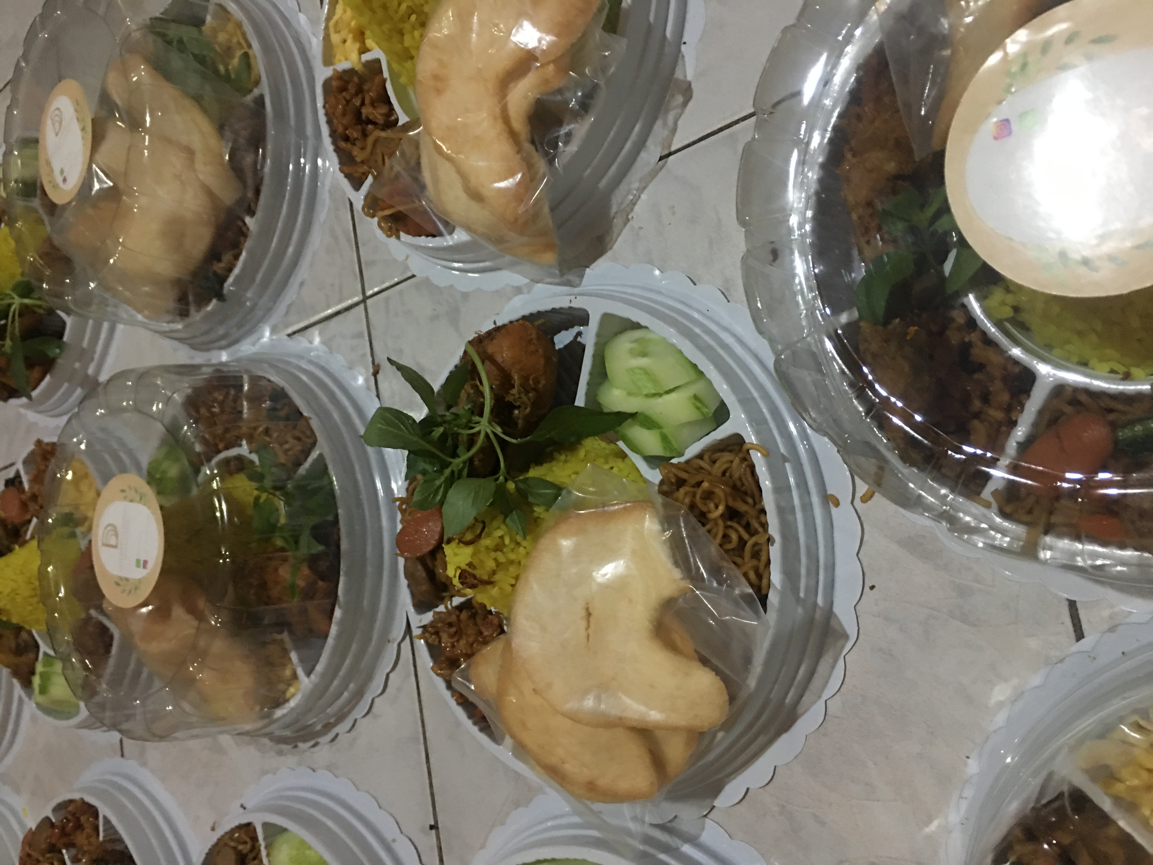 Dithree Bento Nasi Kuning