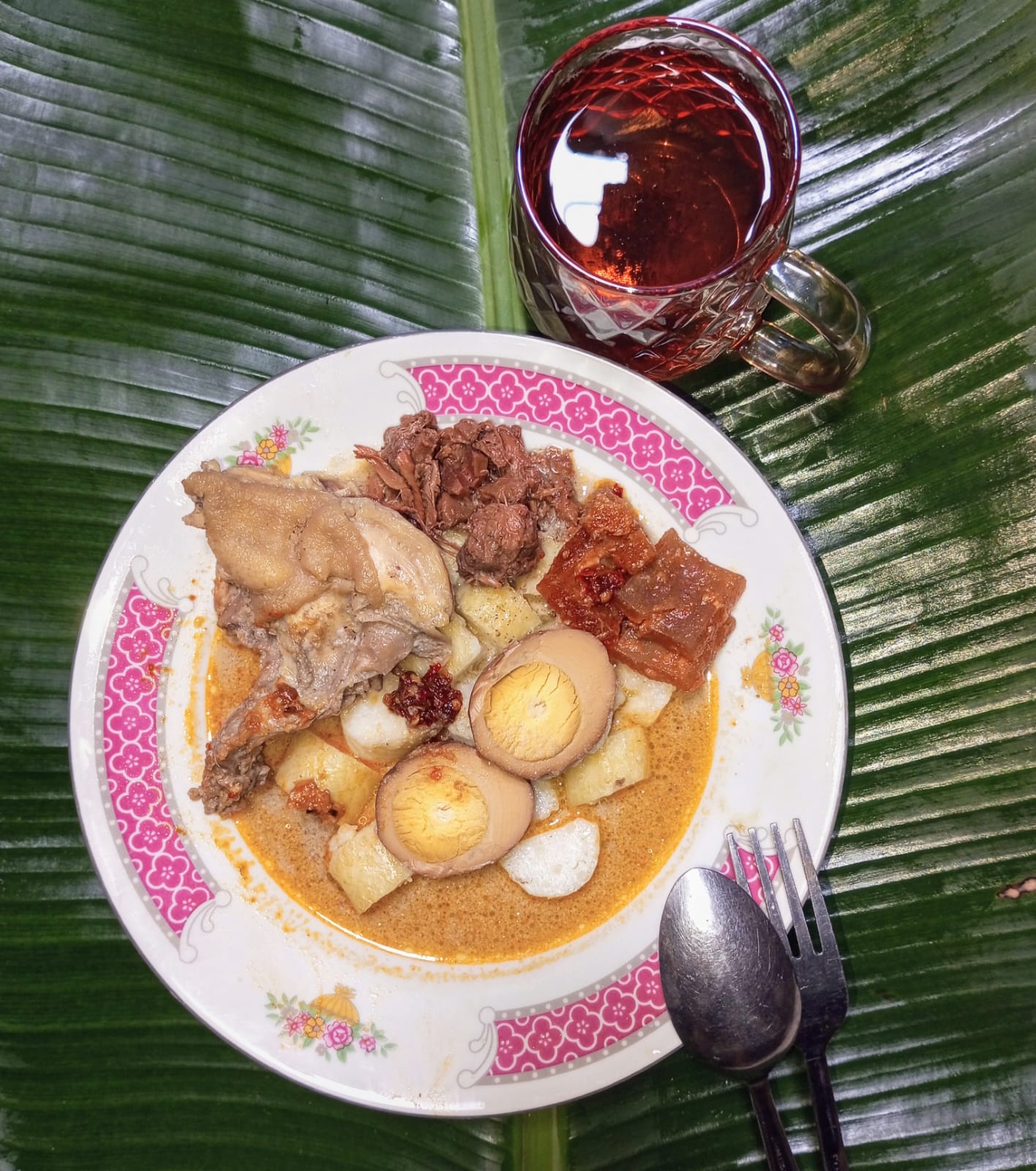 Lontong opor gudeg butrisno