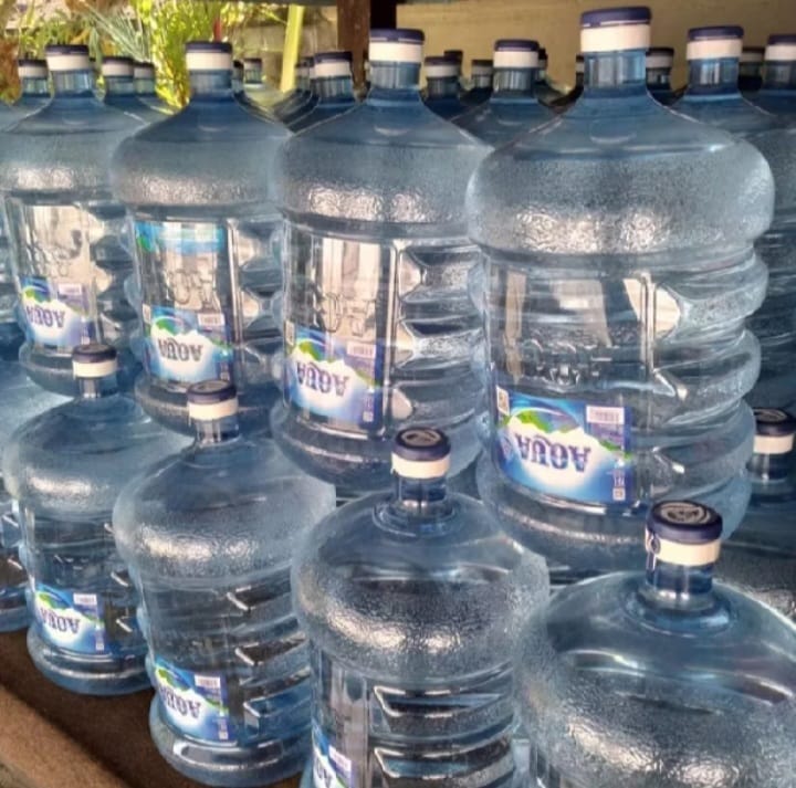 Air Aqua Galon 19 Liter