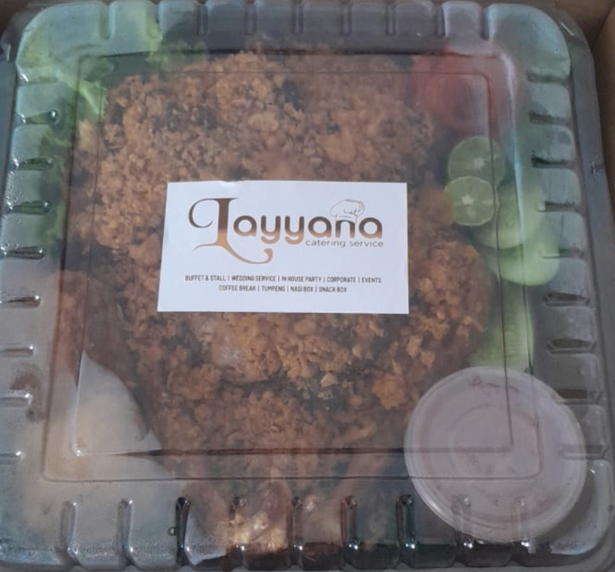 LAYYANA PAKET AYAM &amp; SNACK BOX