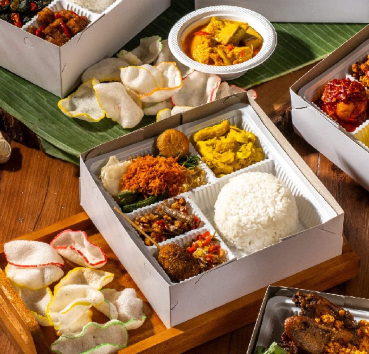 Paket Nasi dan Snack