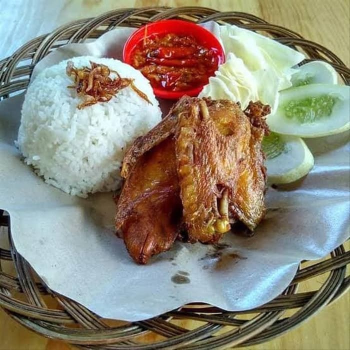 PAKET PECEL AYAM GORENG