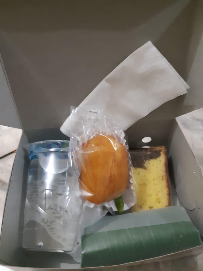 Paket Rapat Nasi Box &amp; Snack Kue Box6