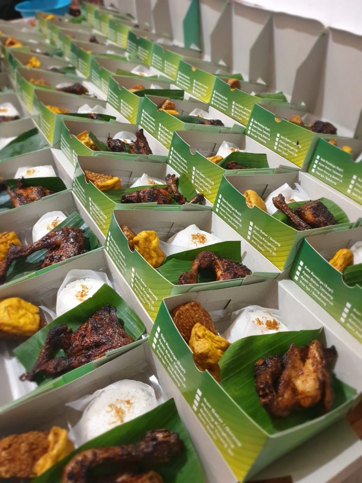 Nasi paket Ayam Taliwang  A