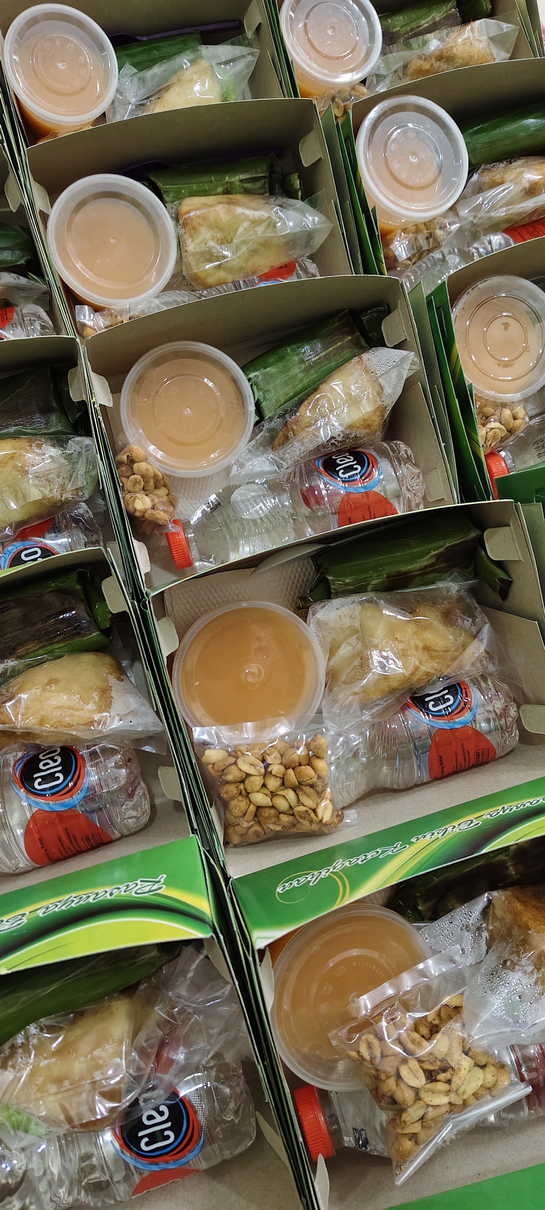 Paket Snack Box Kuliner Jiddah