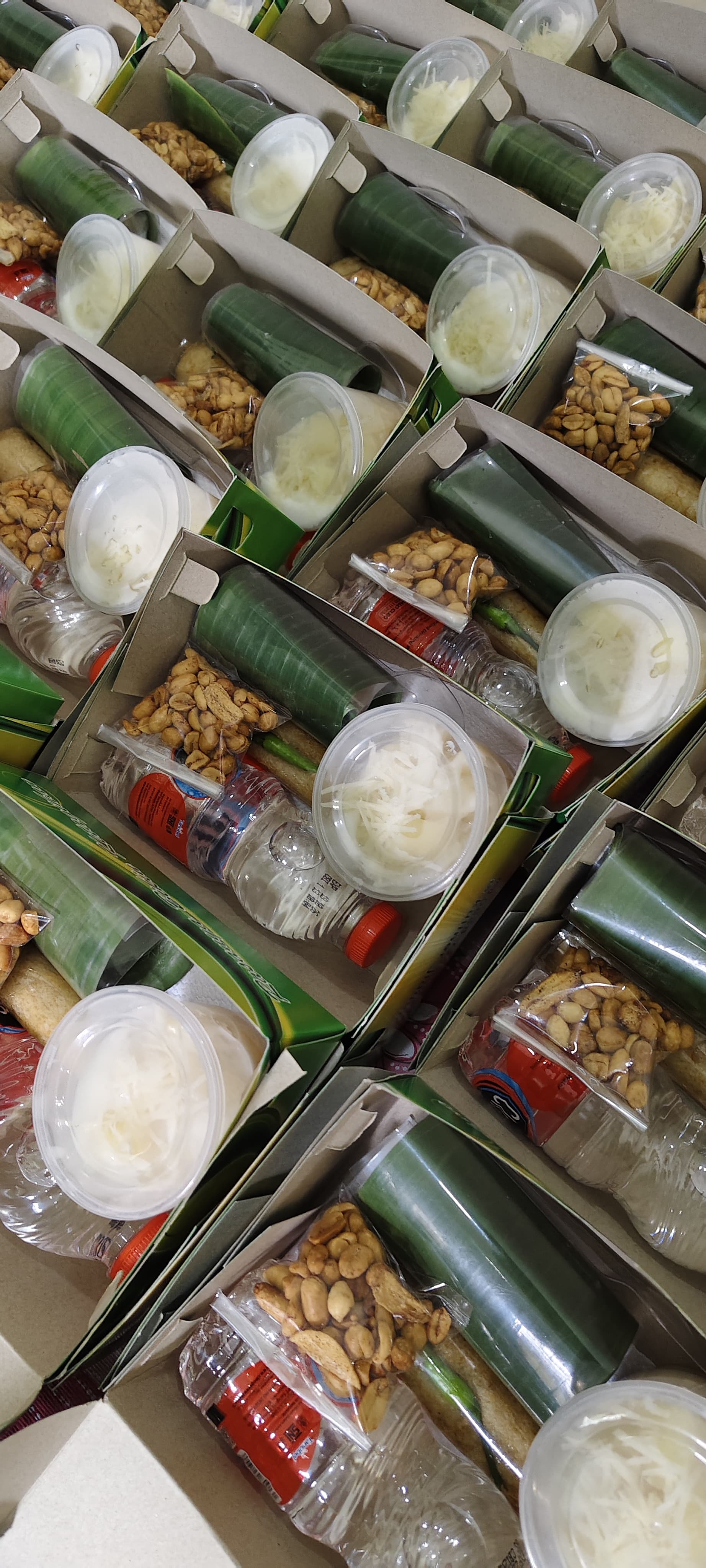 Paket Snack Box Kuliner Jiddah