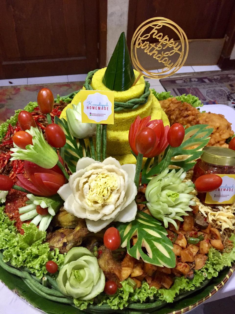 Tumpeng Nasi Kuning (15 porsi) Kamaliyyah Homemade