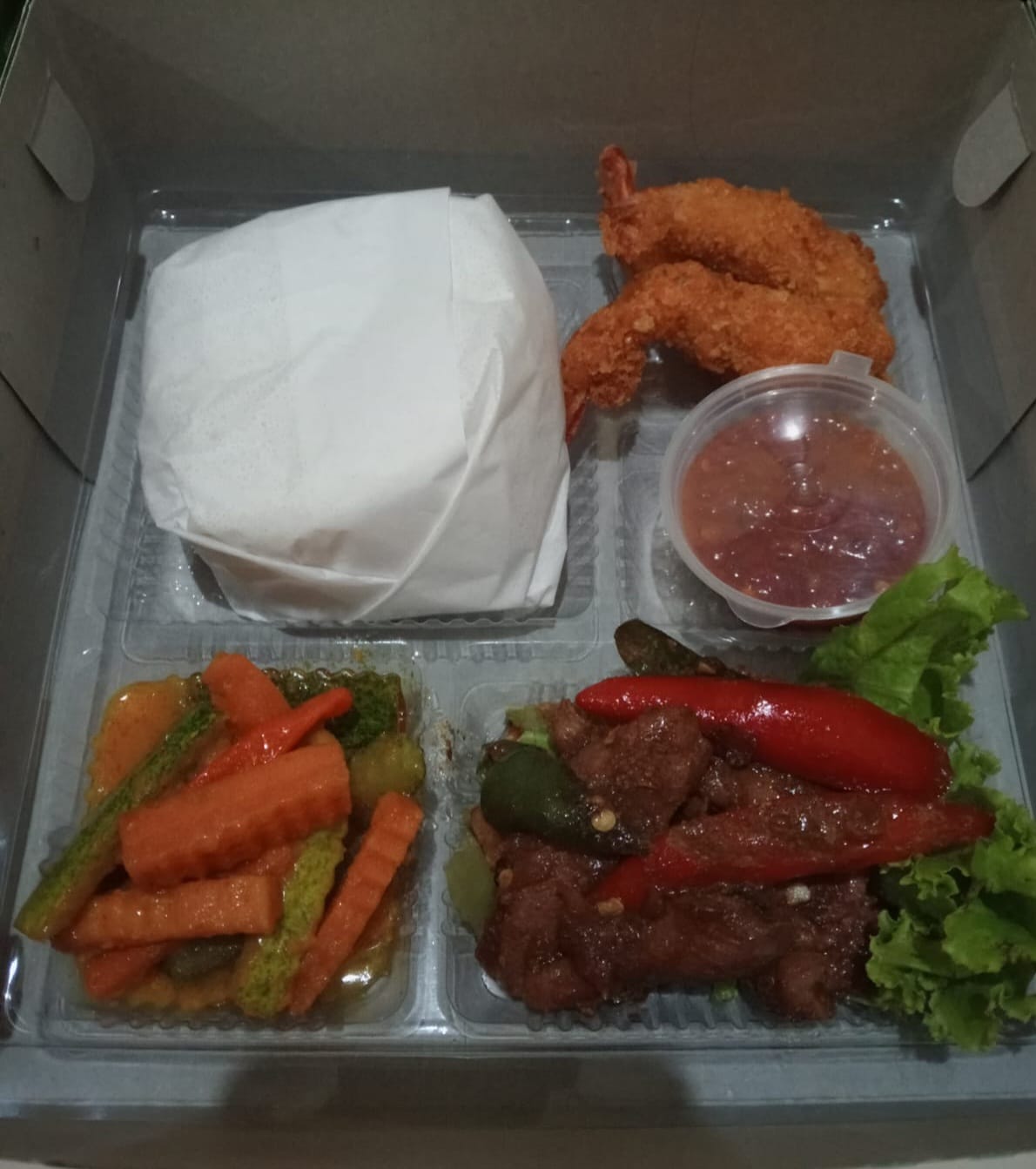 Nasi box RFino's Snack &amp; Cathering