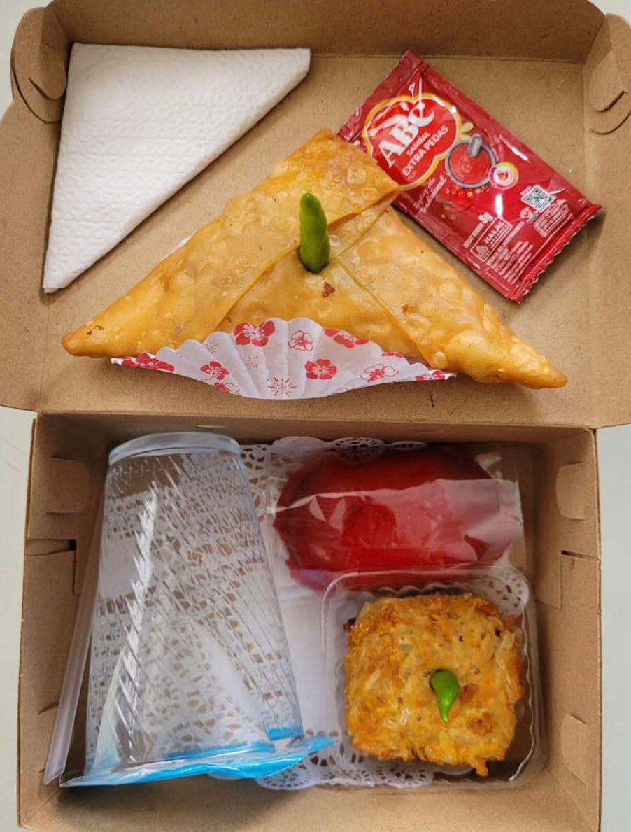 PAKET SNACK BOX - DAPOER SEZANIA