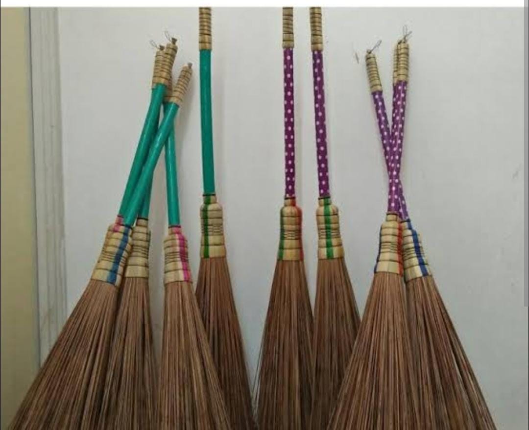 Sapu Lidi Bergagang Toko Wahyudin