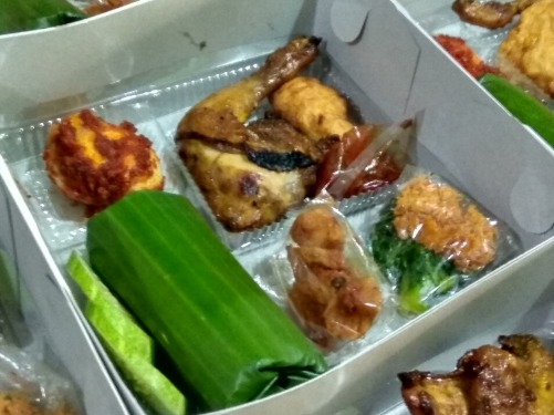 1. NASI BOX ADE CATERING