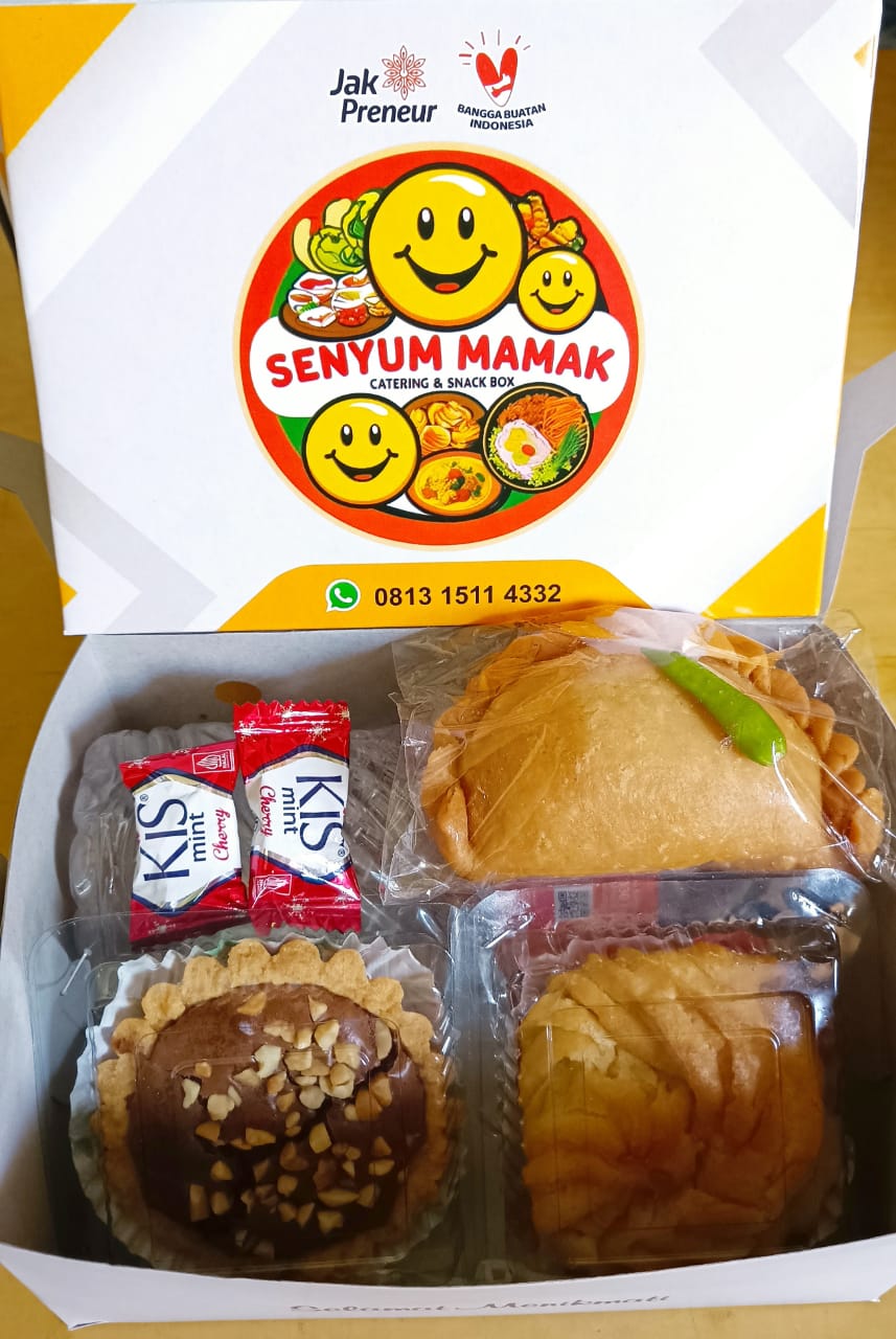 Snack Box Senyum Mamak