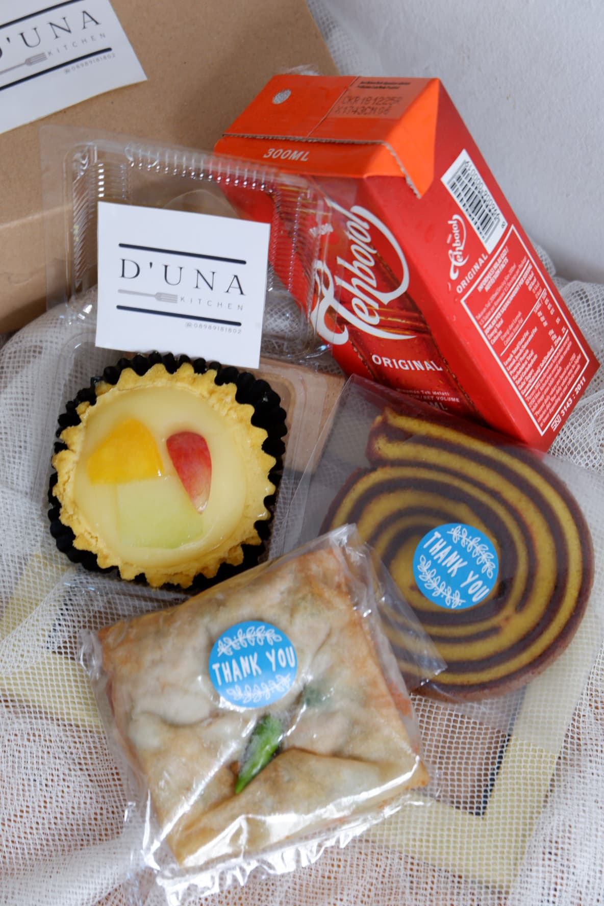 D'UNA KITCHEN SNACK BOX