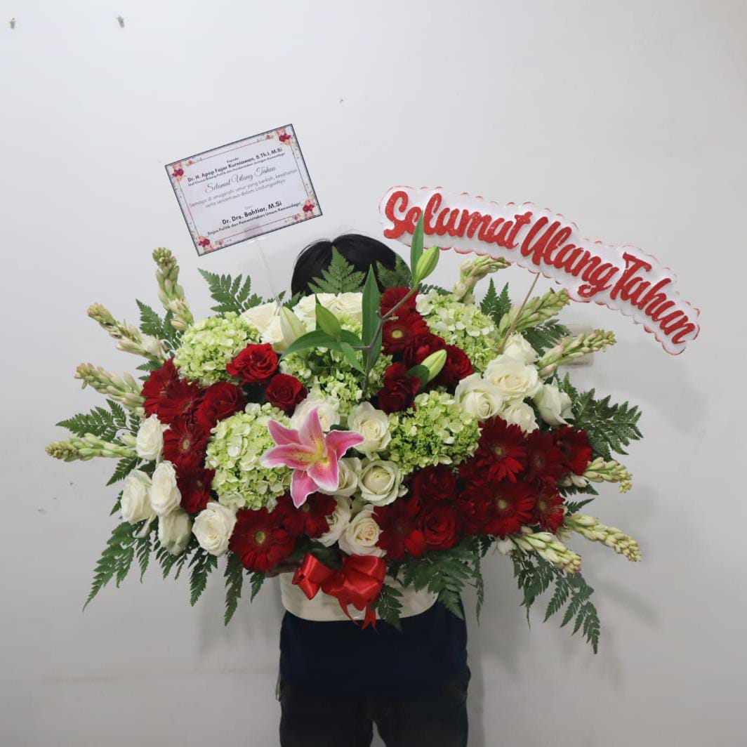 Rangkaian Bunga Meja