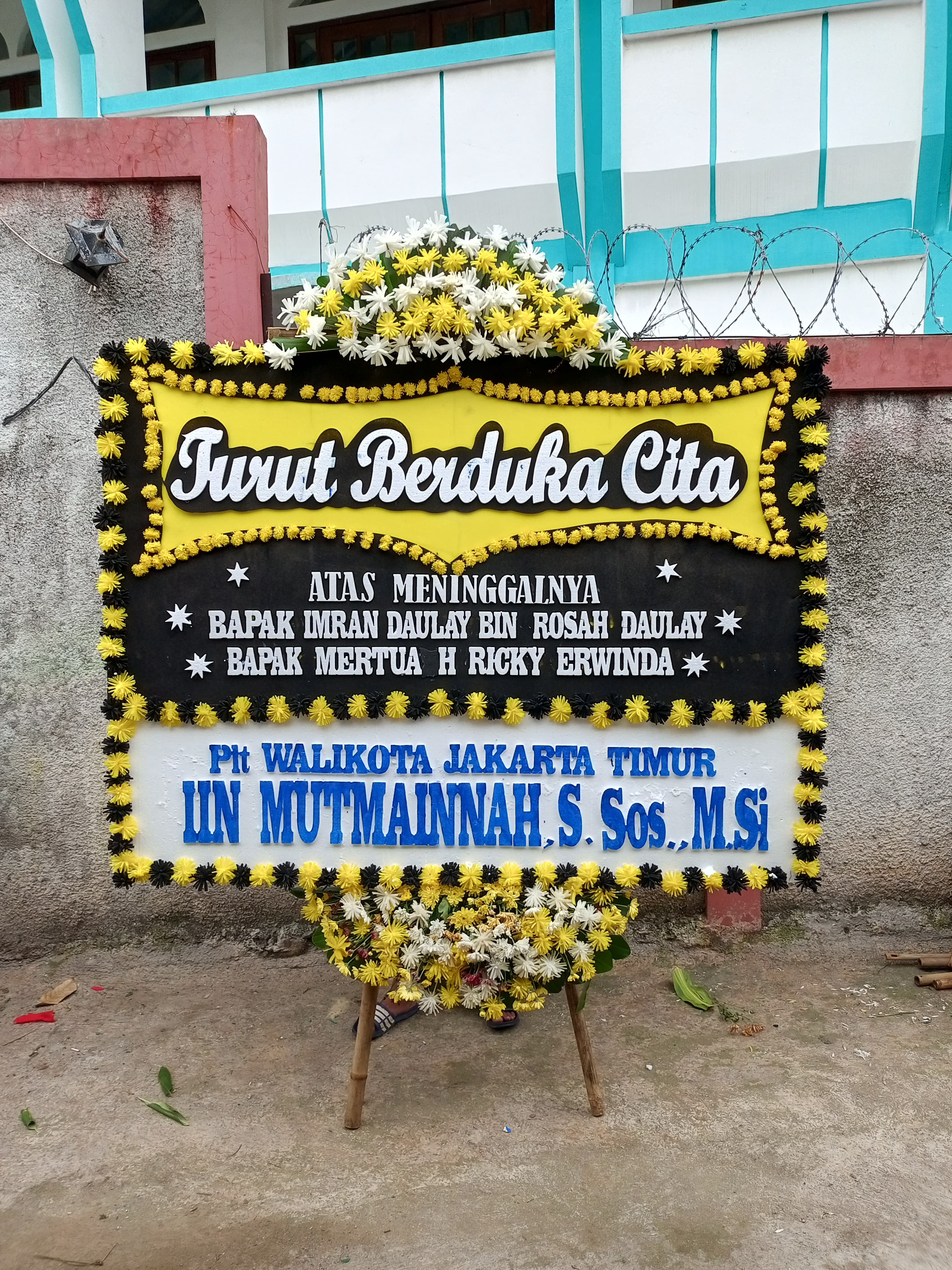 Papan Bunga 5