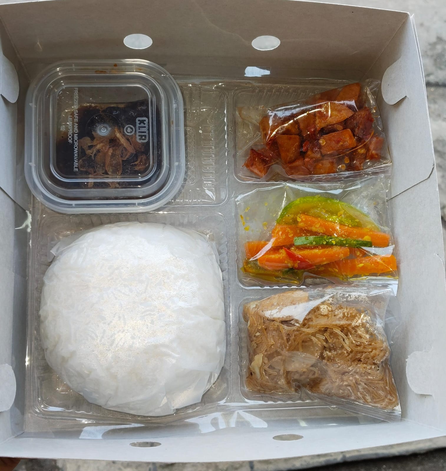 Nasi Box Dapur Mamah Tika