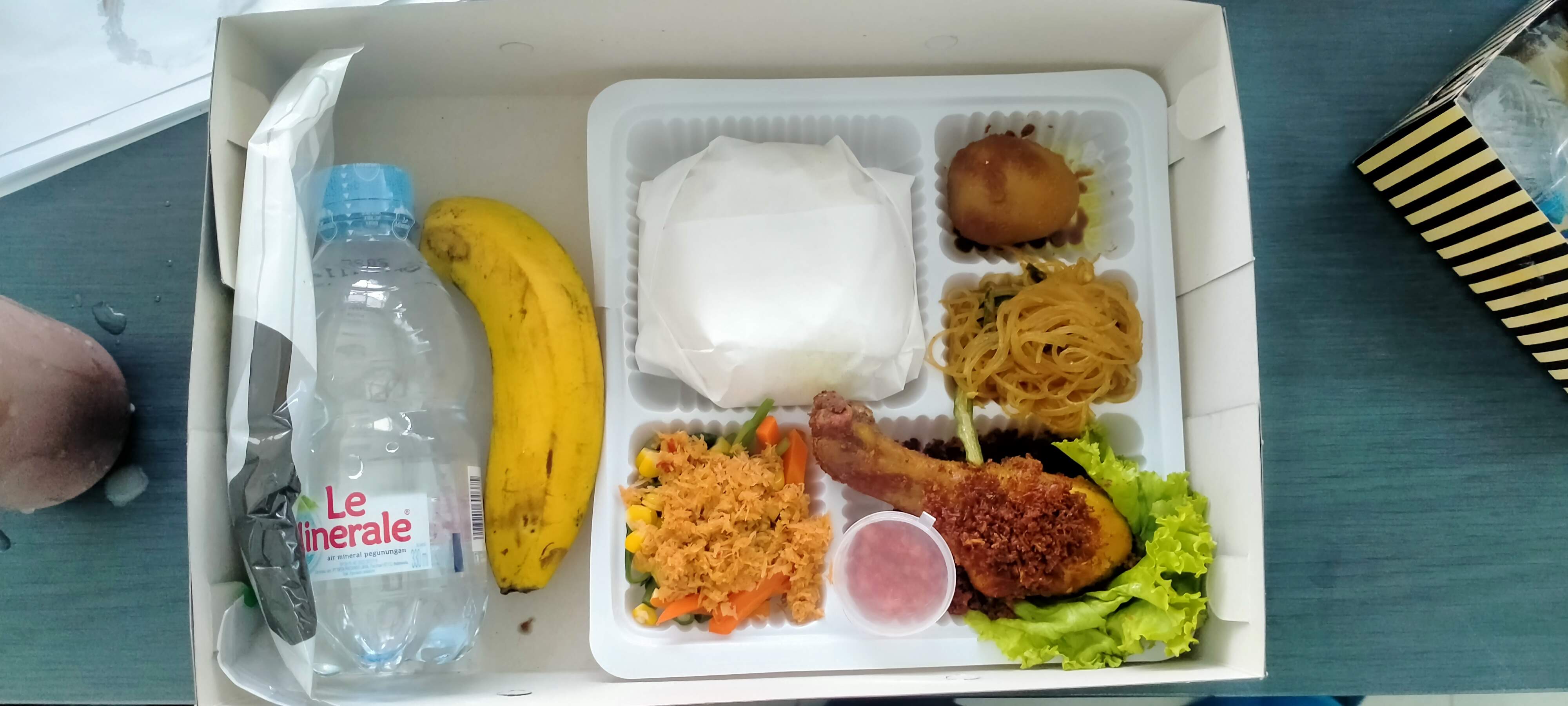 Nasi Ayam Serundeng