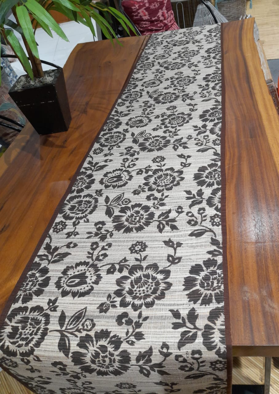 Table Runner Eceng Gondok Motif 40x250cm