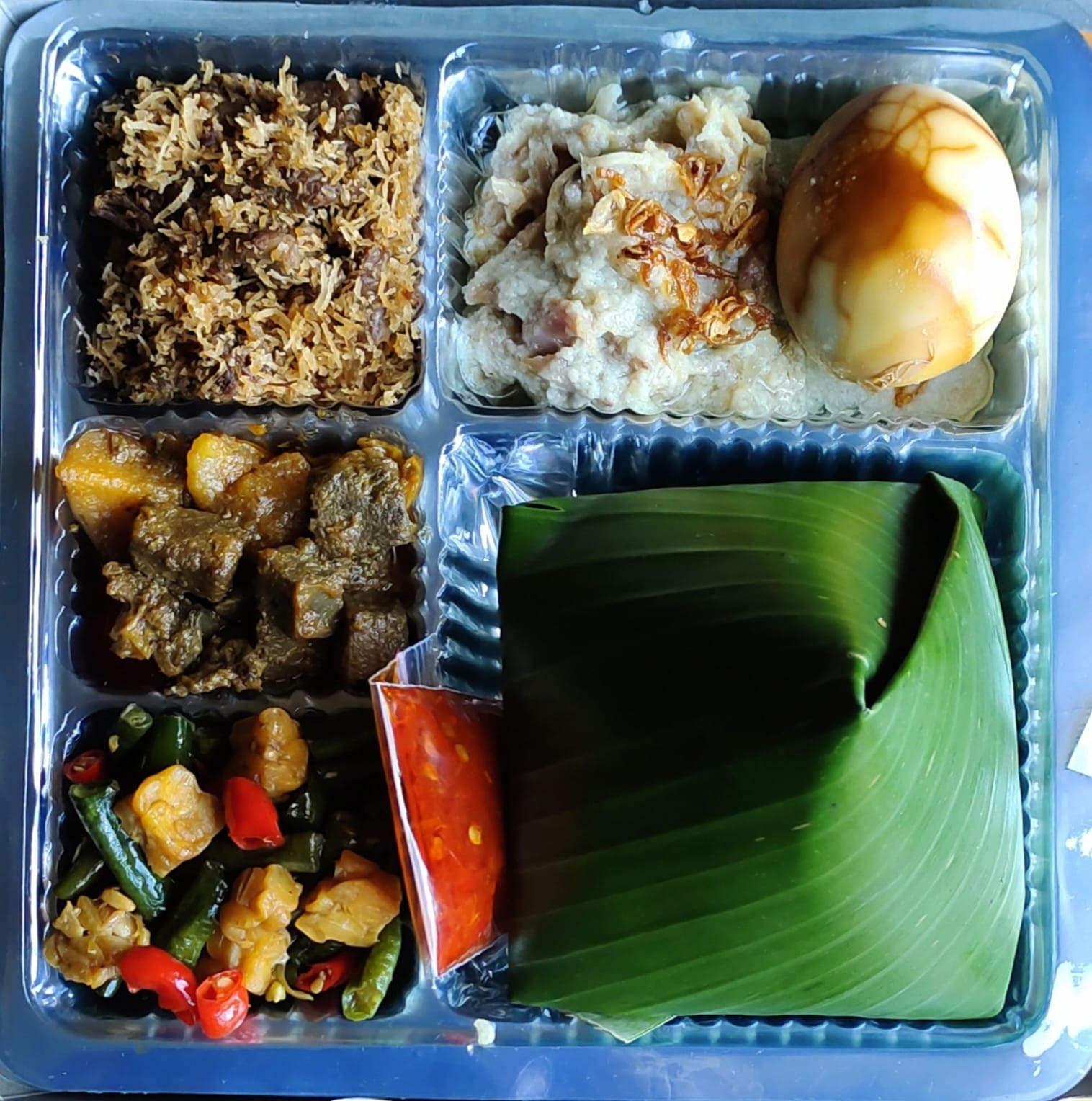 ROSTRY NASI BEGANA BOX