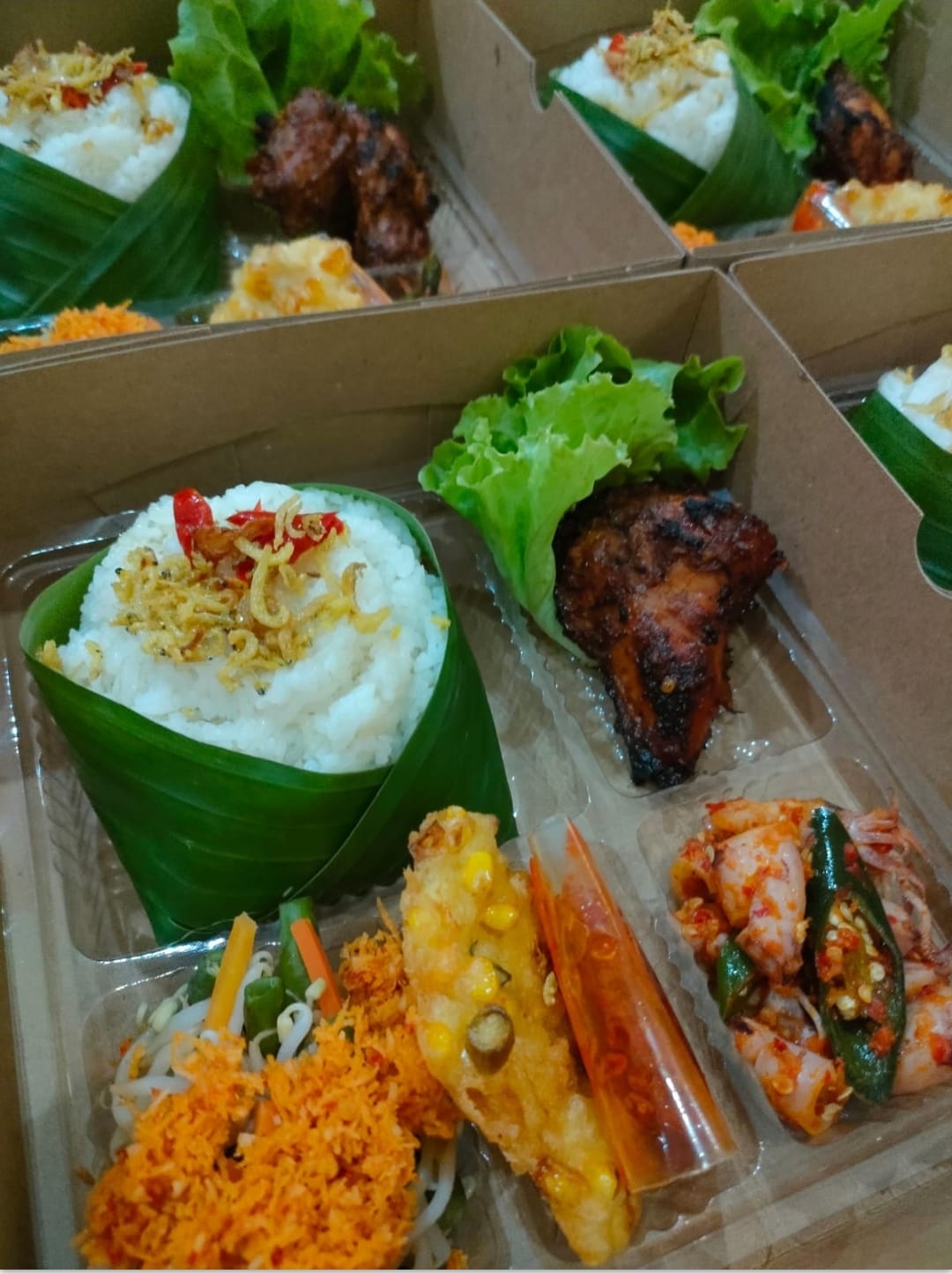 Paket Nasi Liwet Magenta