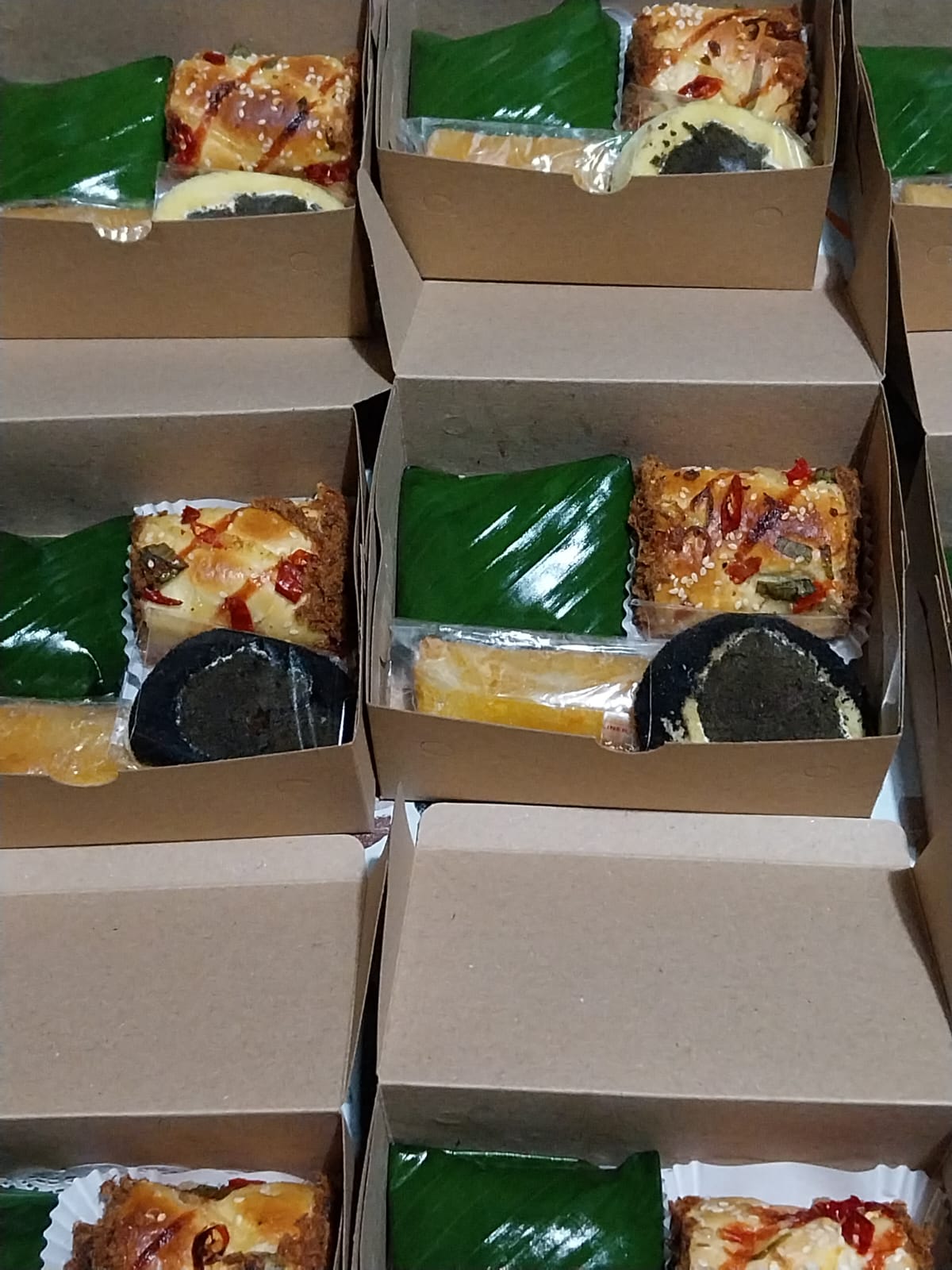 Paket Snack Spesial (Warna Catering)