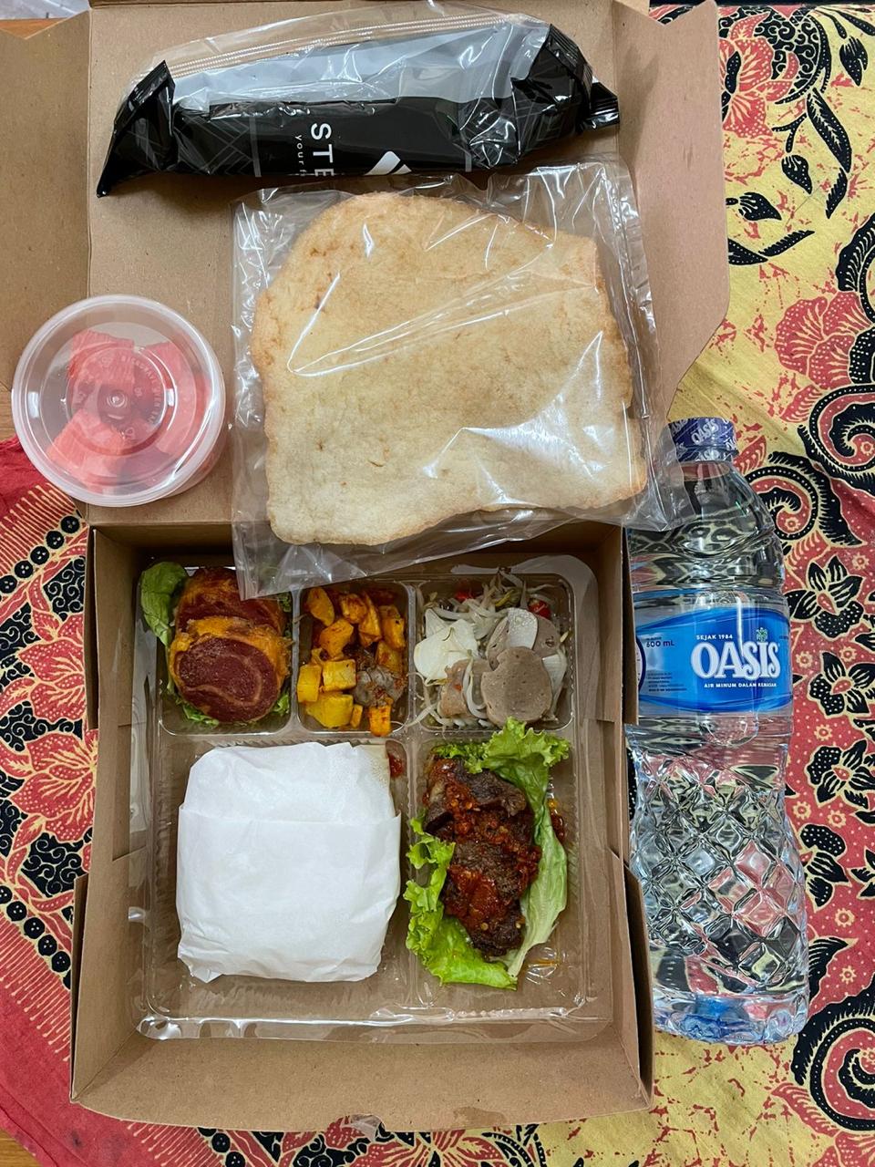 NASI BOX NAJWA RASA