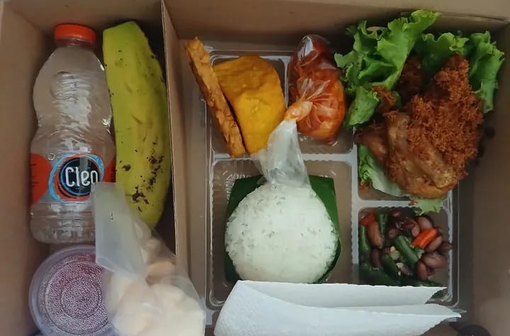Paket 2 Ayam Goreng Bumbu Kelapa - Dapoer Wolu
